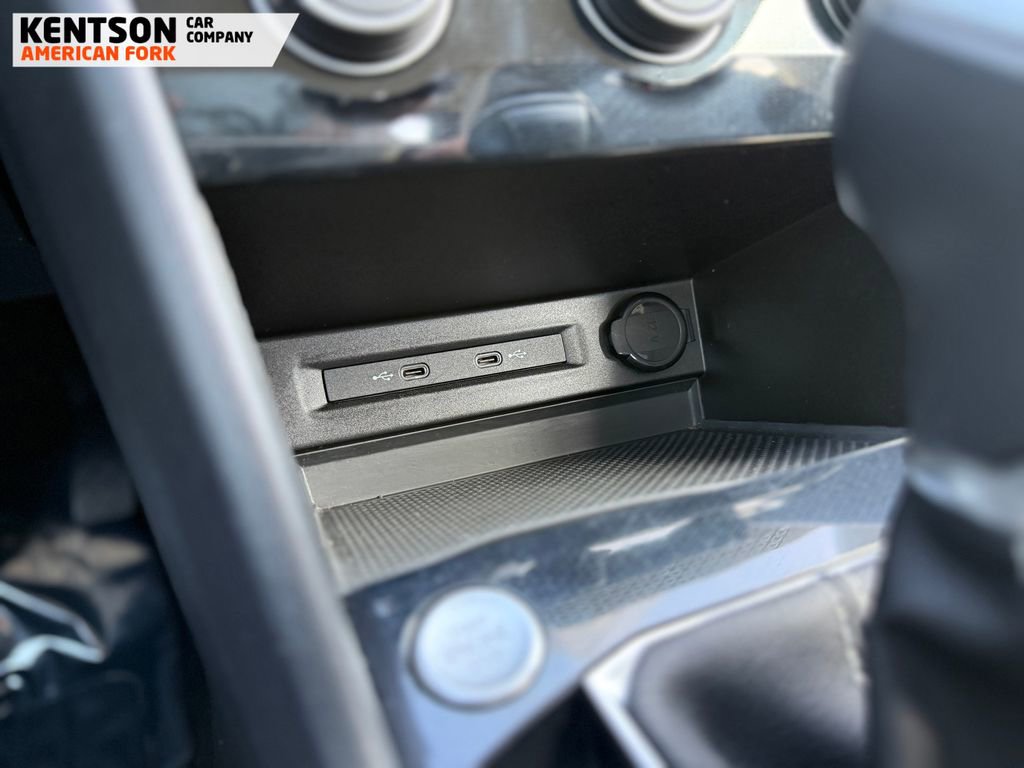 Used 2025 Volkswagen Taos S AWD/4WD image 26