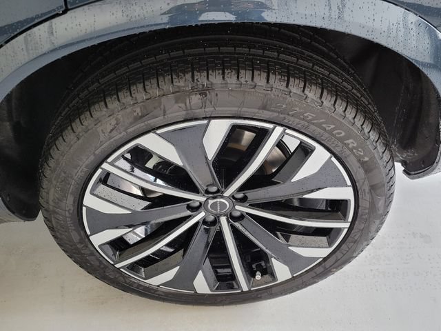 New 2026 Volvo XC90 B6 Ultra w/ Protection Package AWD/4WD image 8