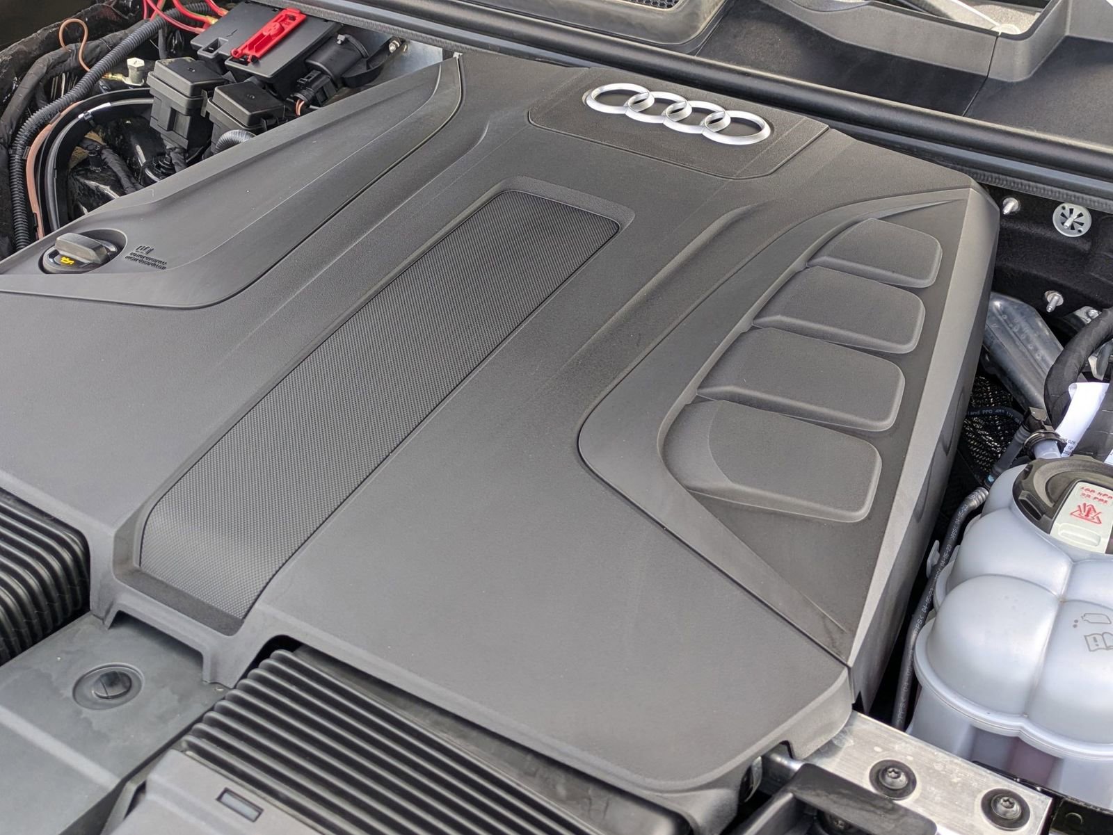 Used 2023 Audi Q7 2.0T Premium Plus w/ Premium Plus Package AWD/4WD image 24