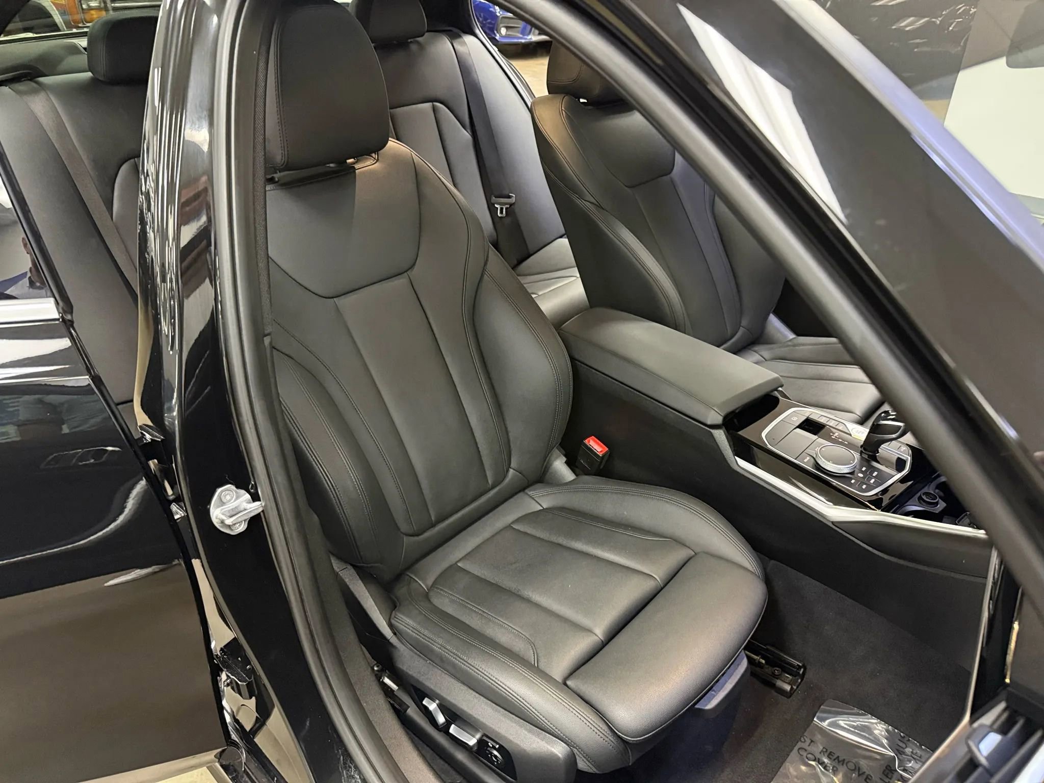 Used 2019 BMW 330i Sedan w/ Convenience Package image 10