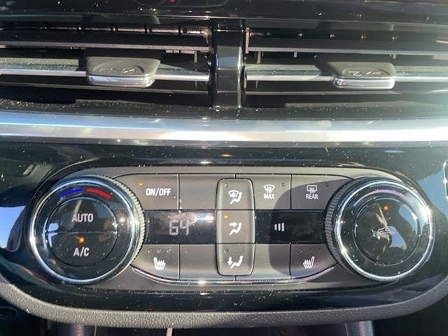 Used 2024 Buick Envista Sport Touring w/ Convenience I Package image 9