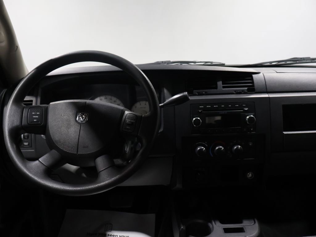 Used 2011 Dodge Dakota Big Horn image 17