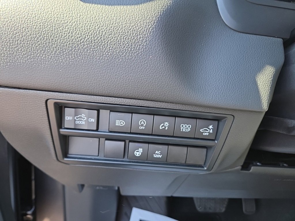 Used 2023 Toyota Tundra Limited image 27