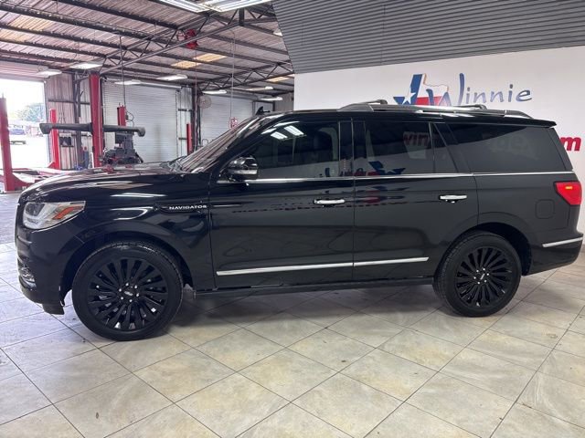 Used 2018 Lincoln Navigator Reserve w/ Technology Package image 10