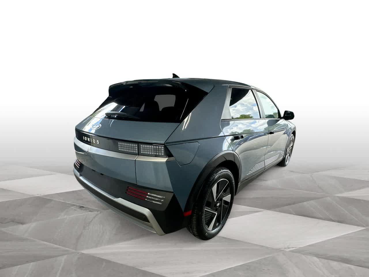 New 2027 Hyundai Ioniq 5 SE RWD image 8