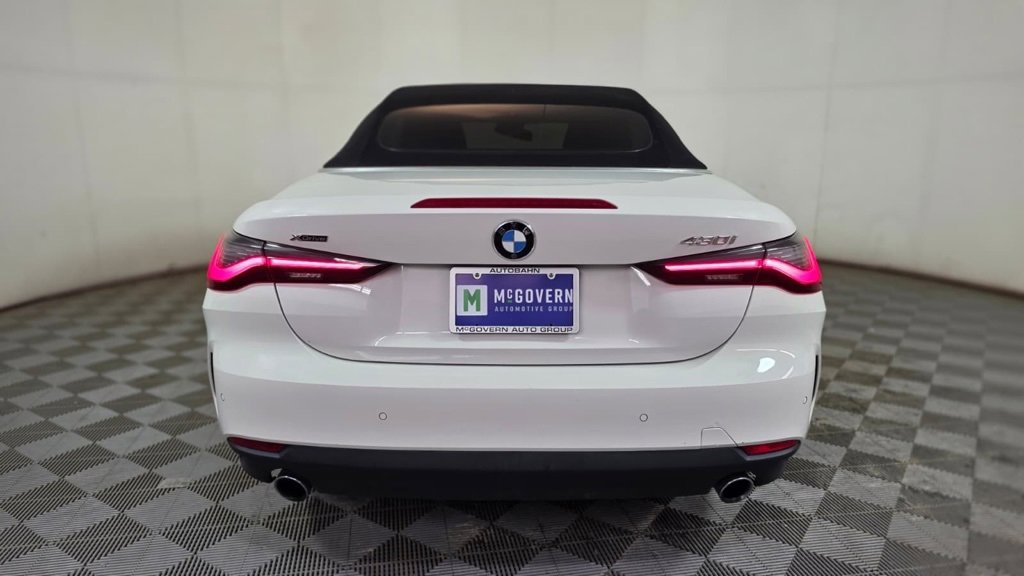 Used 2022 BMW 430i xDrive Convertible w/ Premium Package image 5
