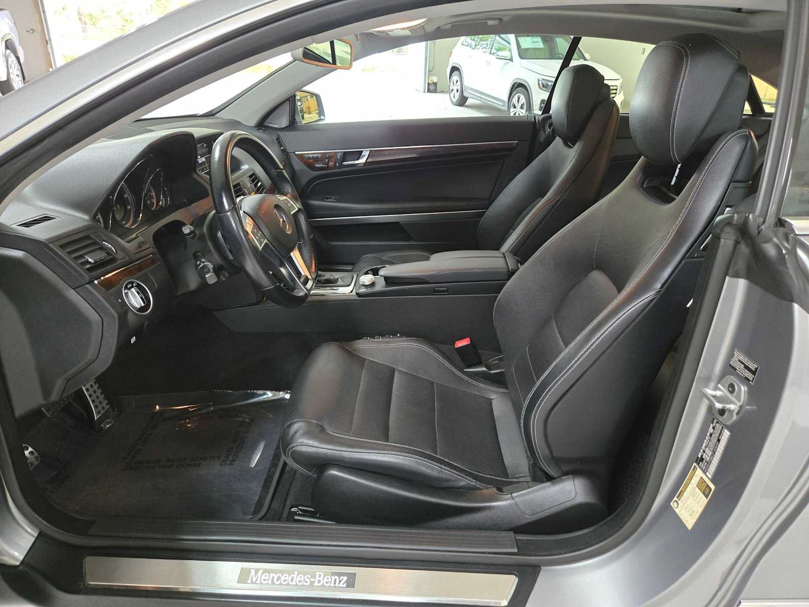 Used 2012 Mercedes-Benz E 550 Coupe image 16