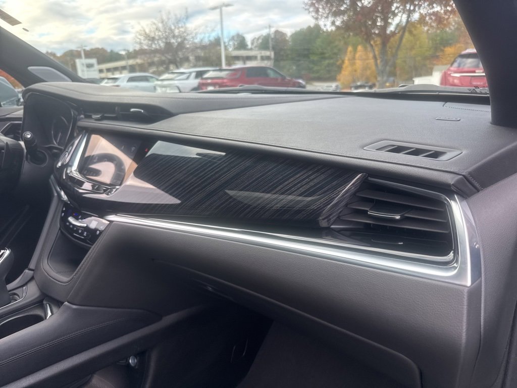 Certified 2025 Cadillac XT6 Premium Luxury image 23