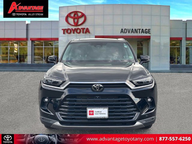Used 2024 Toyota Grand Highlander AWD image 2