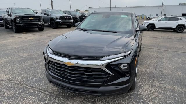 New 2026 Chevrolet TrailBlazer LS w/ LS Convenience Package FWD image 5