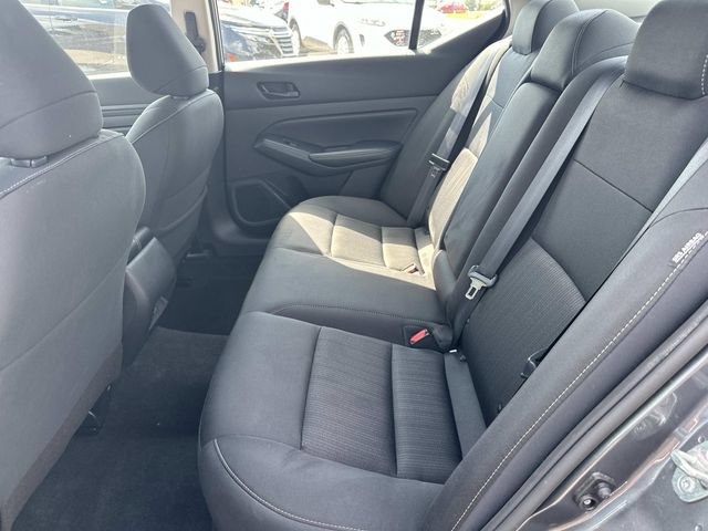 Used 2024 Nissan Altima 2.5 SV FWD image 12