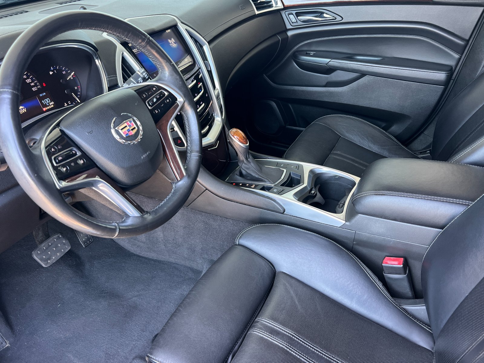 Used 2015 Cadillac SRX Luxury FWD image 10