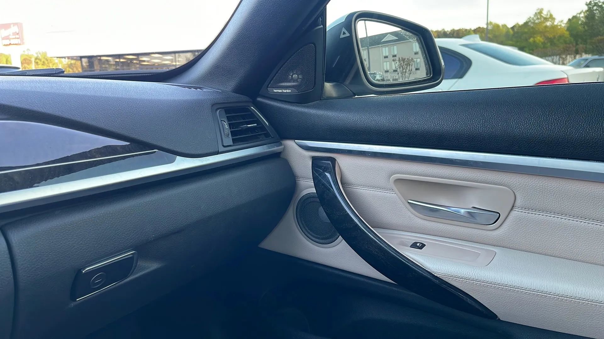 Used 2016 BMW 435i xDrive Convertible image 21