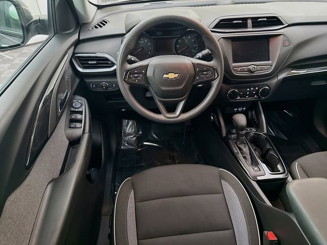 Used 2023 Chevrolet TrailBlazer LT AWD/4WD image 21