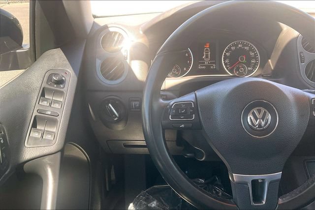 Used 2017 Volkswagen Tiguan S AWD/4WD image 19