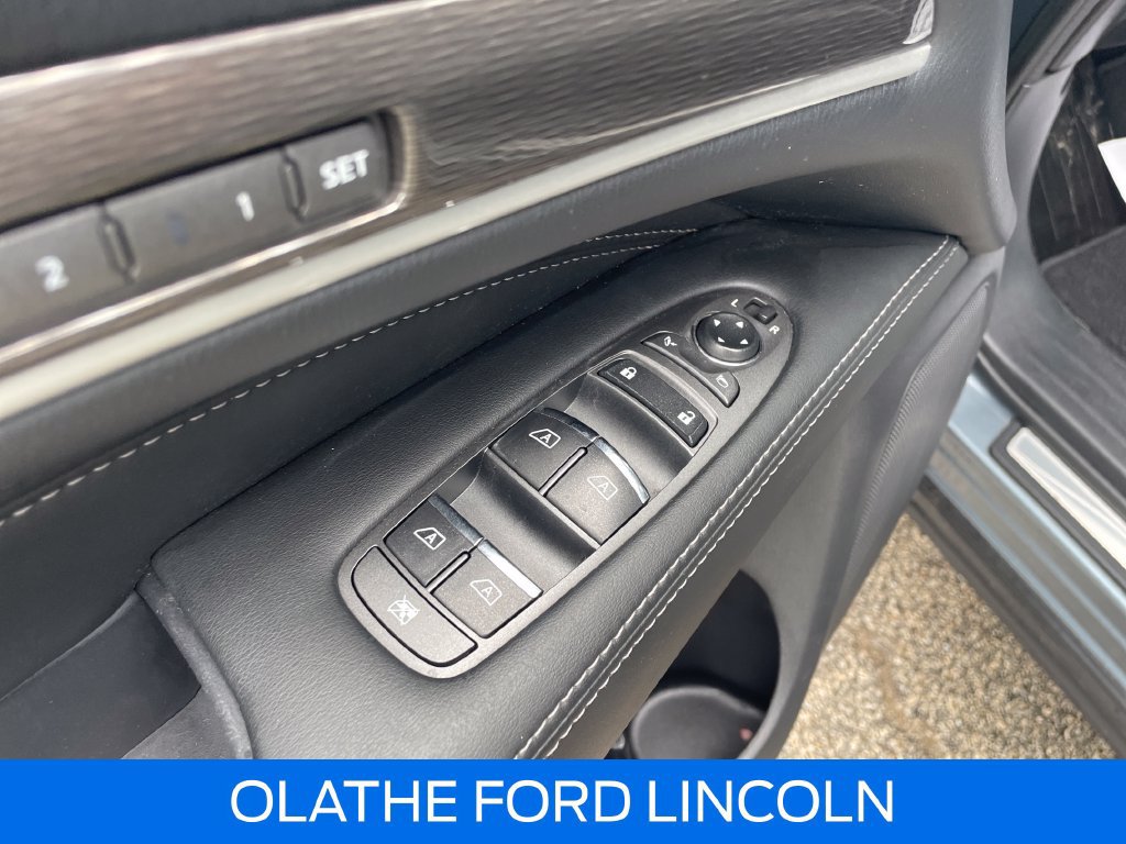 Used 2016 INFINITI QX60 Luxe AWD/4WD image 12