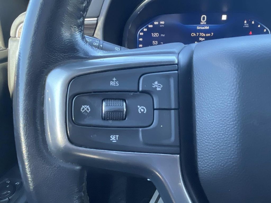 Used 2022 Chevrolet Suburban Z71 image 30