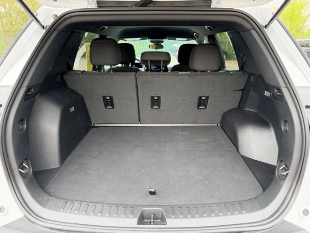 Used 2026 Chevrolet Equinox LT FWD image 22