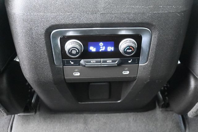 Used 2023 Chevrolet Suburban Z71 w/ Luxury Package AWD/4WD image 21