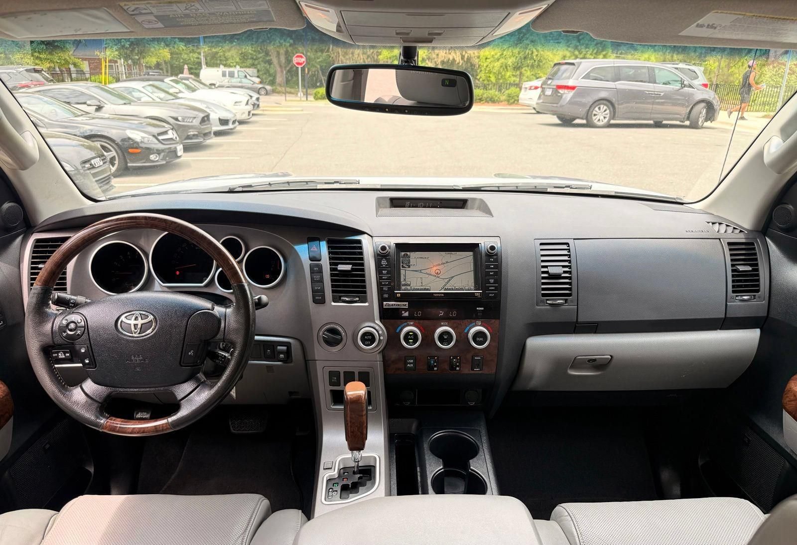 Used 2012 Toyota Tundra Limited w/ Platinum Pkg AWD/4WD image 36