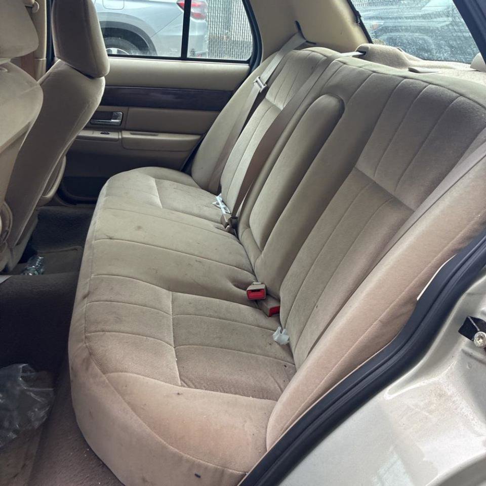 Used 2005 Mercury Grand Marquis GS RWD image 18