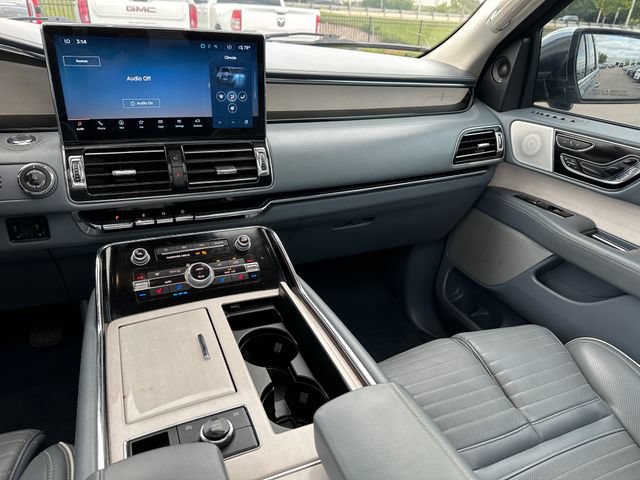 Used 2023 Lincoln Navigator L Black Label AWD/4WD image 22