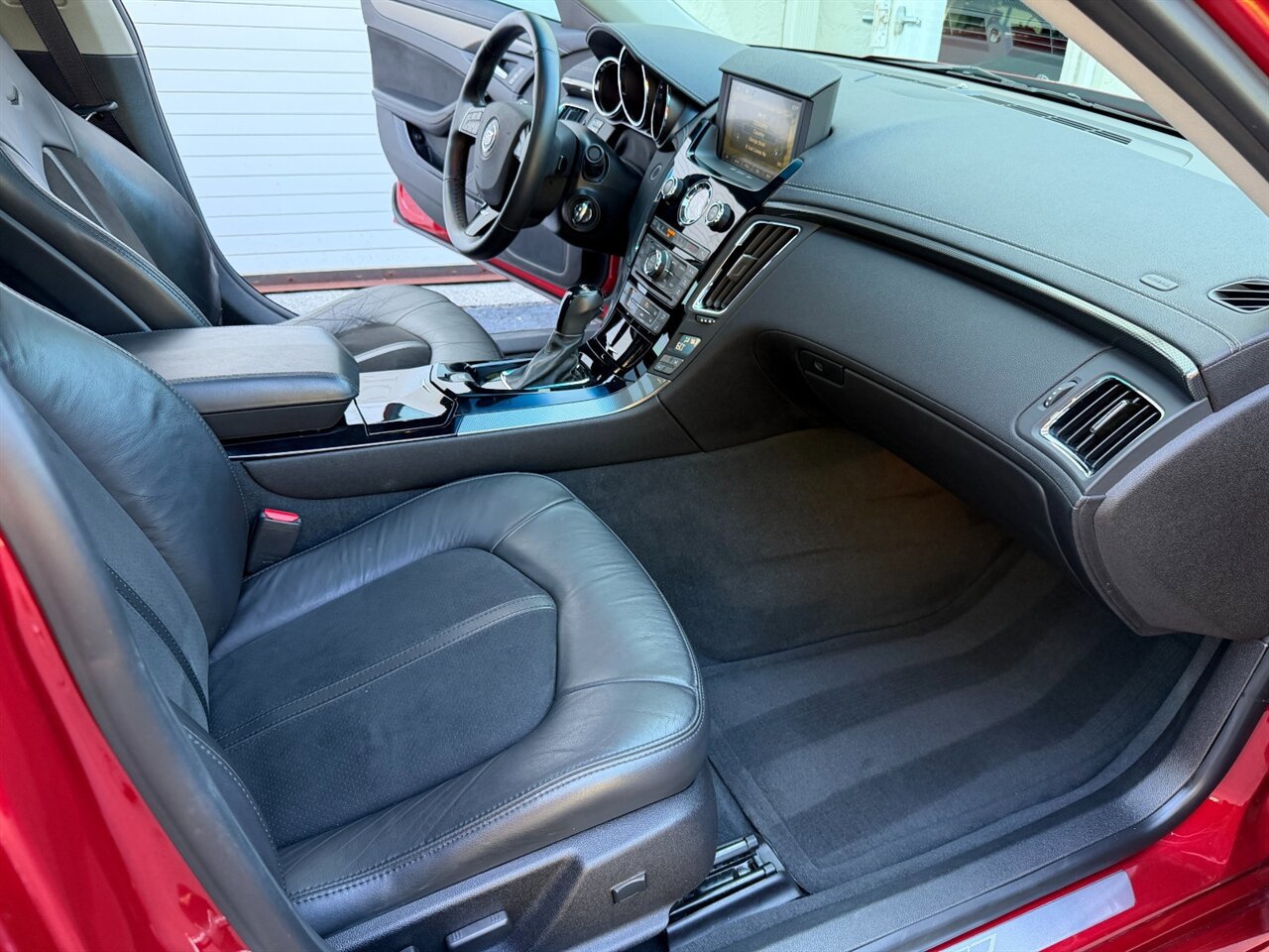 Used 2010 Cadillac CTS V RWD image 9