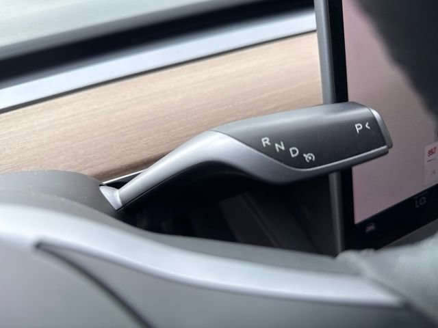 Used 2023 Tesla Model Y Long Range image 19