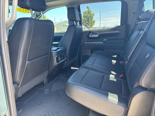 Used 2025 Chevrolet Silverado 1500 LTZ w/ LTZ Premium Package AWD/4WD image 18