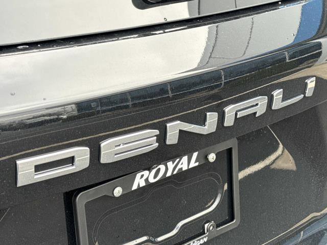 New 2026 GMC Terrain Denali w/ LPO, Floor Liner Package image 33