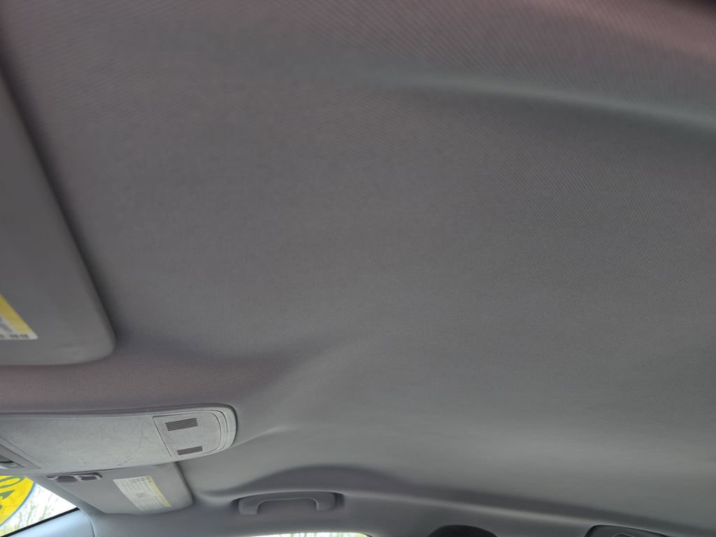Used 2012 Buick Regal Leather FWD image 28