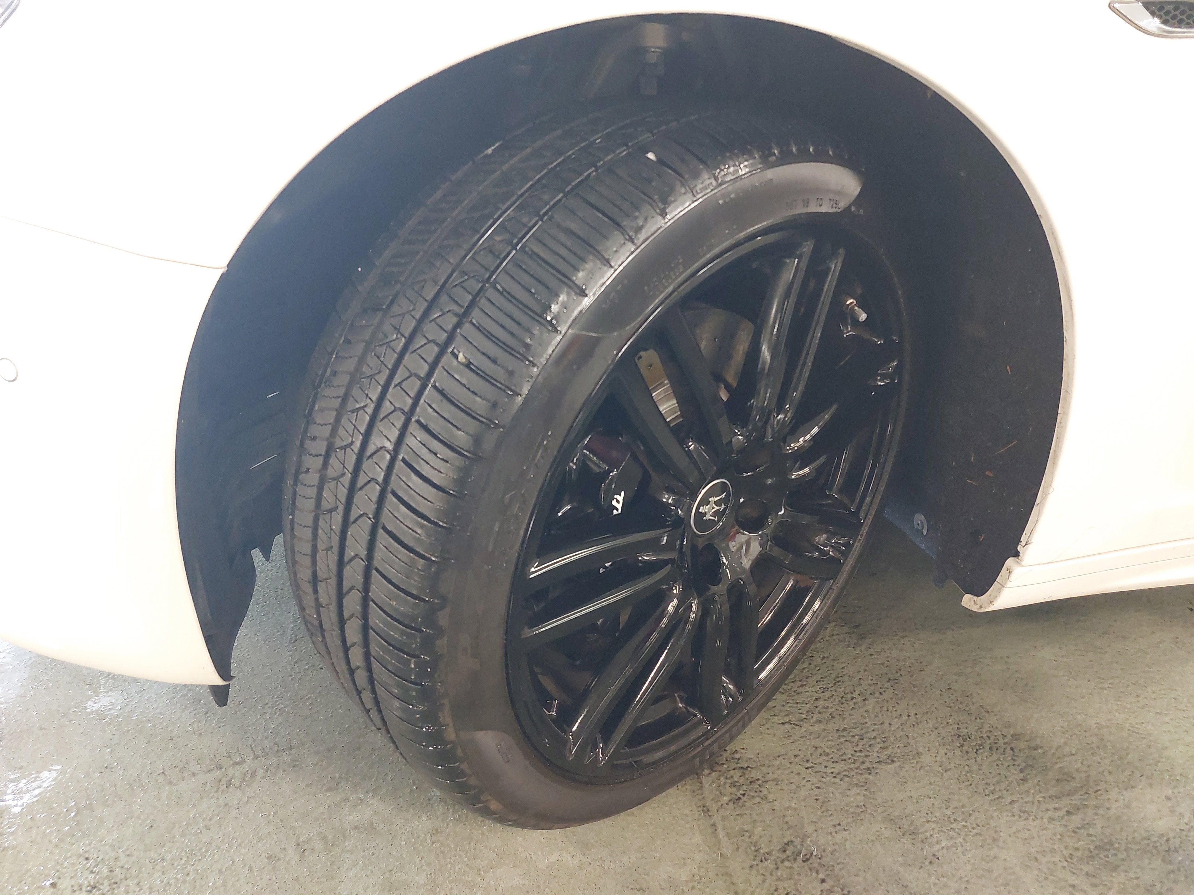 Used 2023 Maserati Ghibli Modena RWD image 35