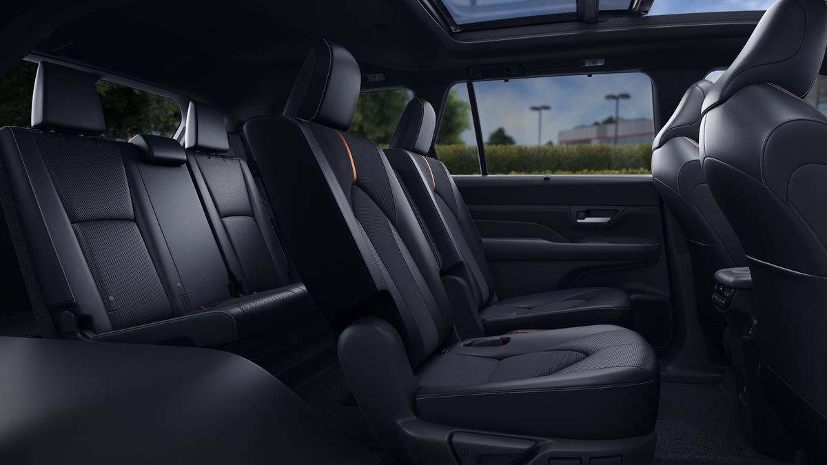 New 2026 Toyota Grand Highlander AWD Hybrid image 21