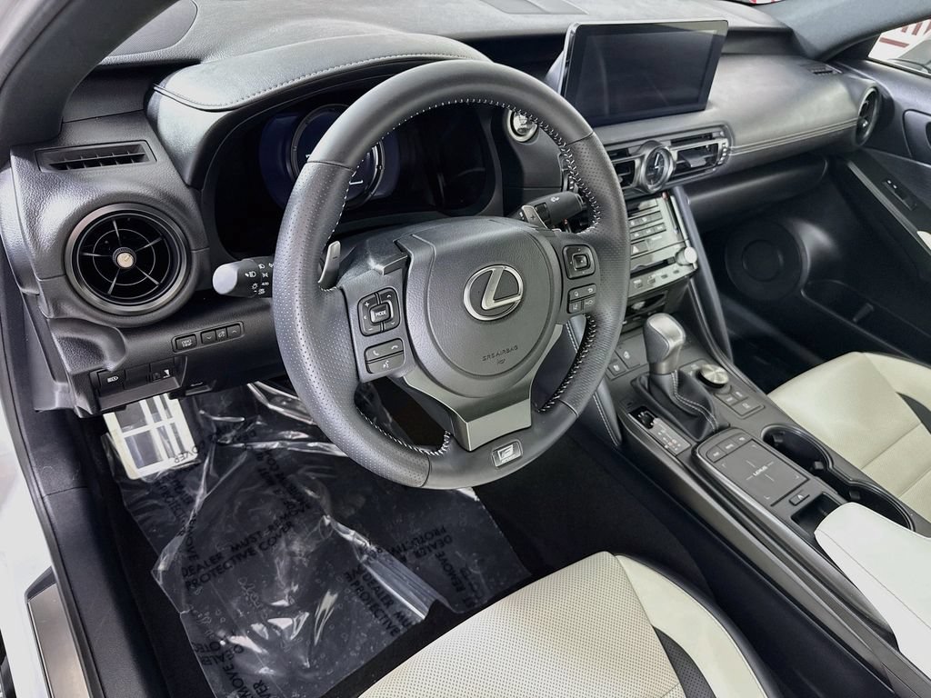 Used 2023 Lexus IS 350 F Sport RWD image 19