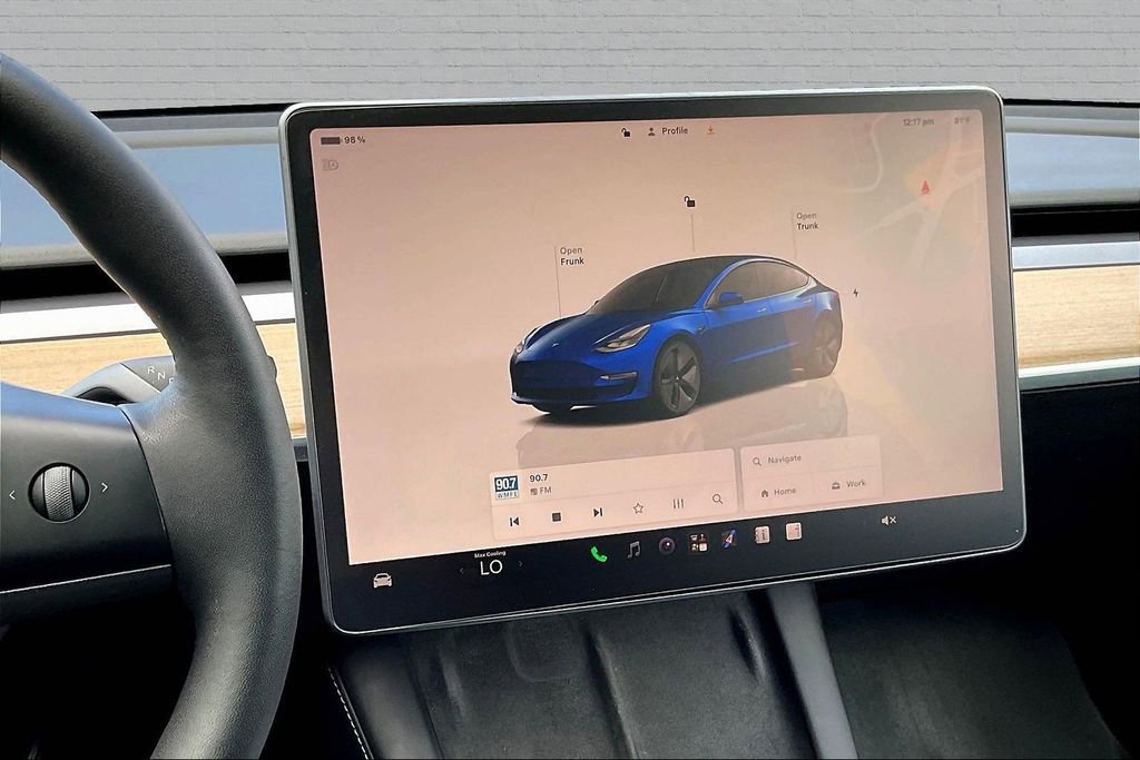 Used 2022 Tesla Model 3 Standard Range RWD image 9