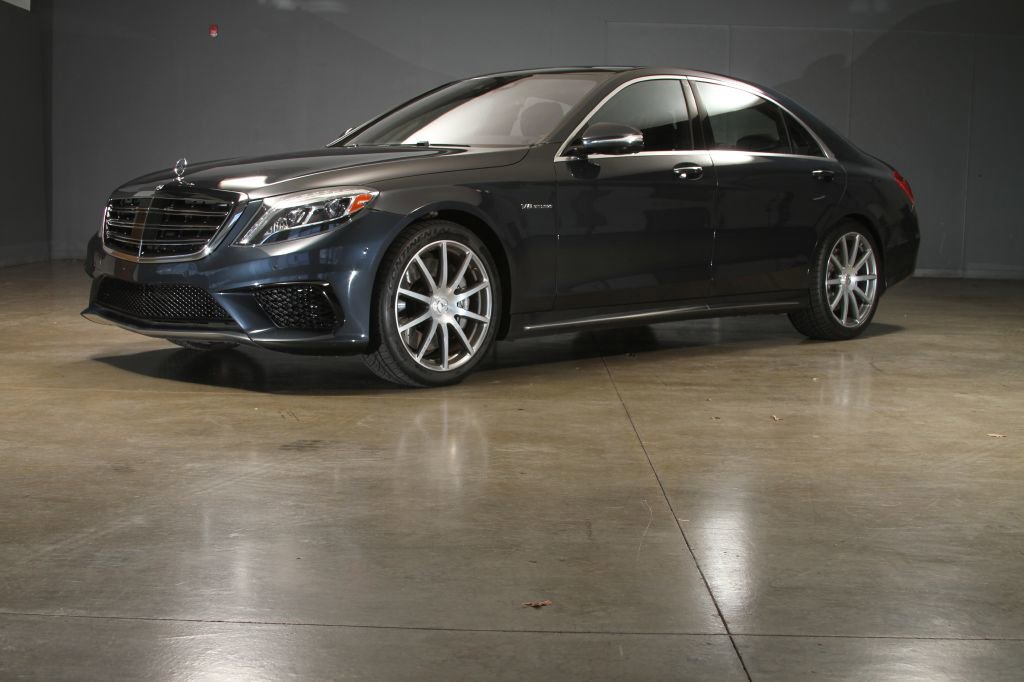 Used 2014 Mercedes-Benz S 63 AMG 4MATIC Sedan w/ Driver Assistance Package image 7