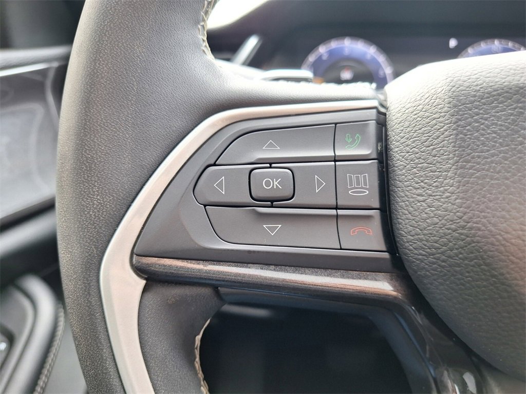 Used 2023 Jeep Grand Cherokee L Laredo image 21