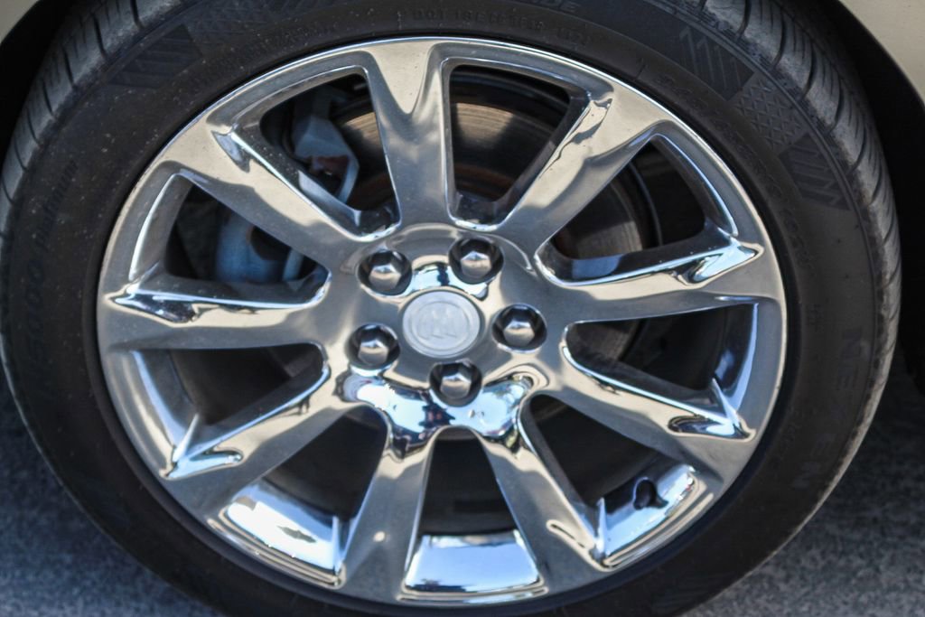 Used 2014 Buick LaCrosse Premium w/ Driver Confidence Package image 10