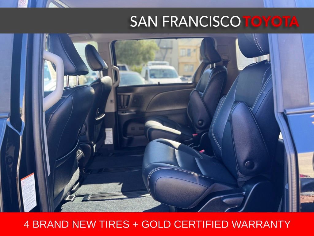 Certified 2019 Toyota Sienna SE w/ SE Preferred Package image 9