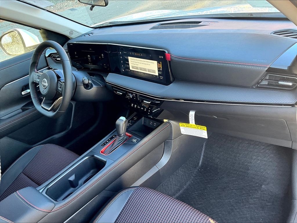 New 2025 Nissan Kicks SR AWD/4WD image 9