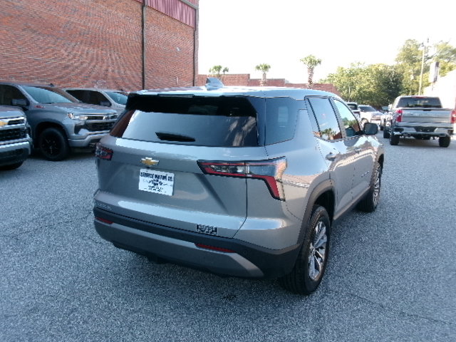 Used 2026 Chevrolet Equinox LT w/ Convenience Package II FWD image 3