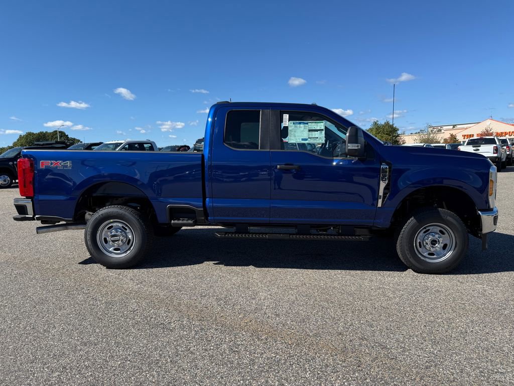 New 2026 Ford F250 XL w/ FX4 Off-Road Package image 5