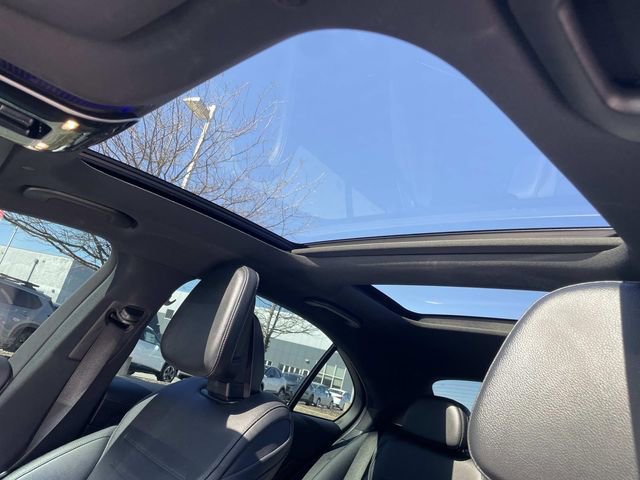 Used 2023 Mercedes-Benz C 300 Sedan image 17