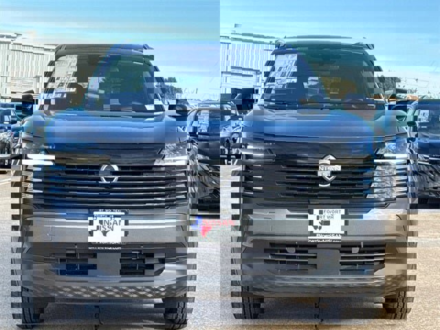 New 2026 Nissan Kicks SV w/ SV Premium Package image 3