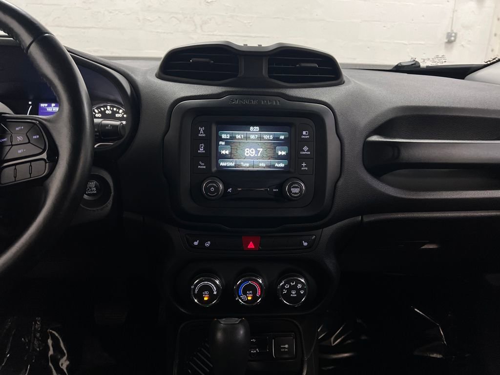 Used 2017 Jeep Renegade Altitude image 20