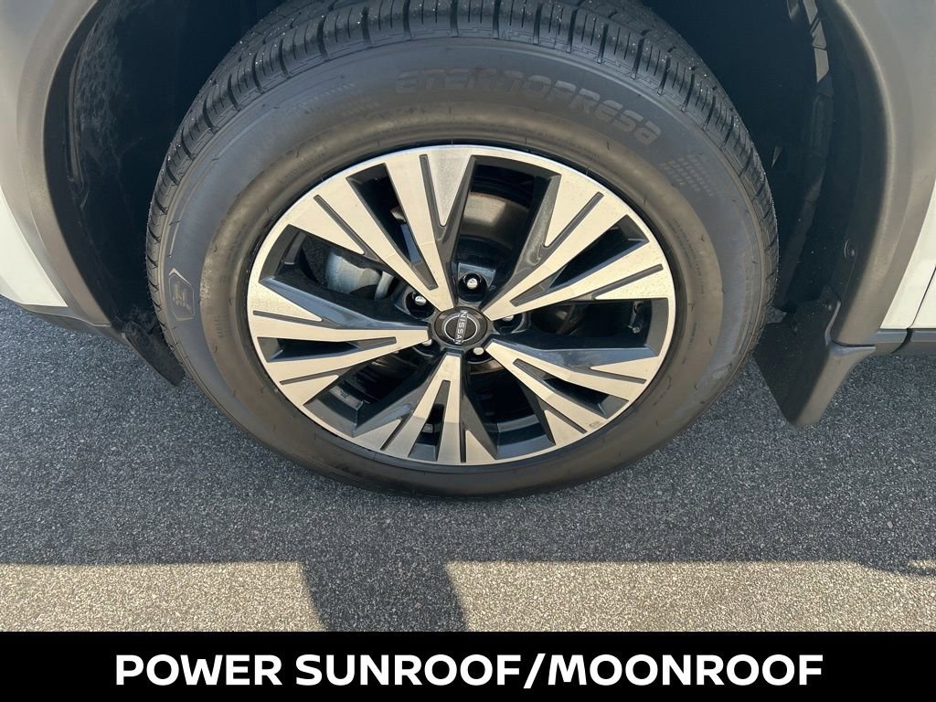 Certified 2023 Nissan Rogue SV w/ SV Premium B Package image 11