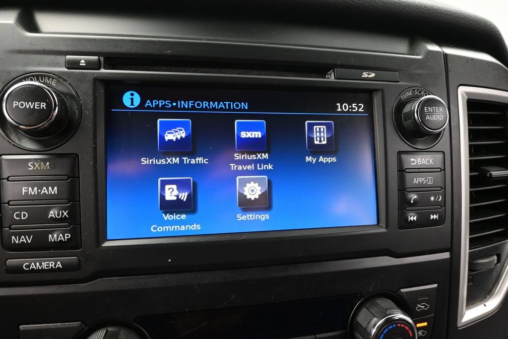 Used 2018 Nissan Titan SV AWD/4WD image 35