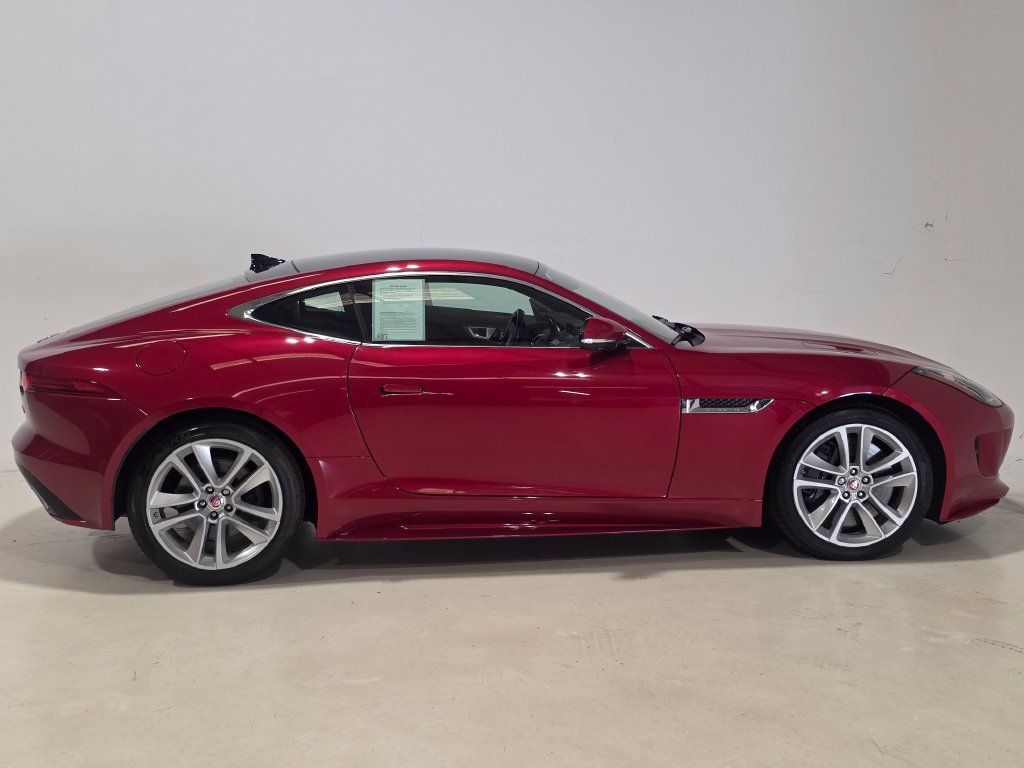 Used 2016 Jaguar F-TYPE S AWD/4WD image 4