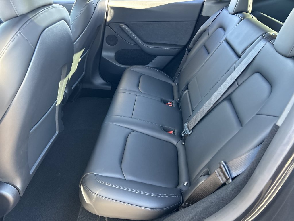 Used 2024 Tesla Model Y Performance AWD/4WD image 24
