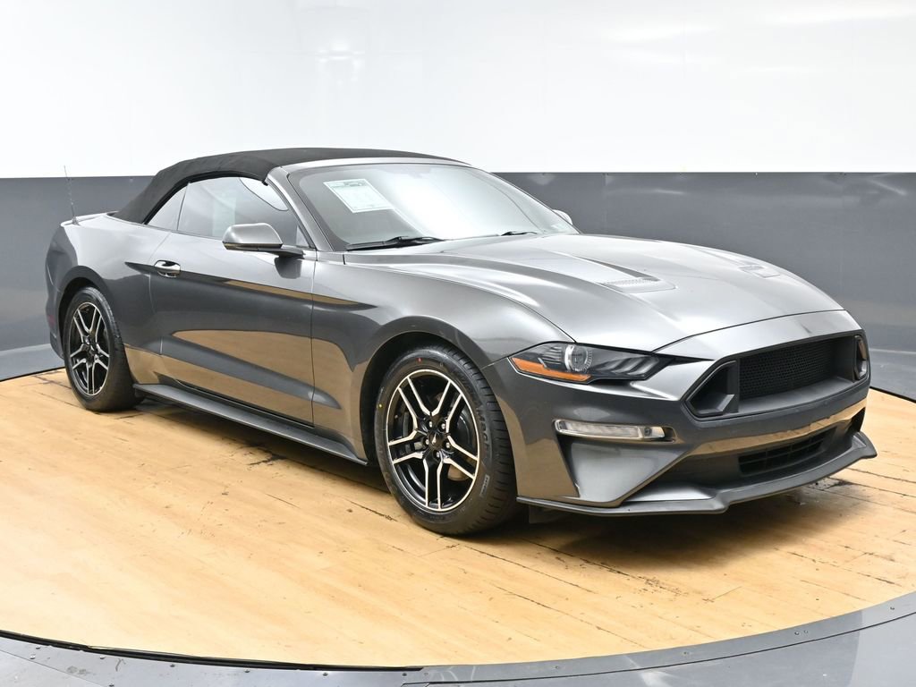 Used 2019 Ford Mustang Premium RWD image 3
